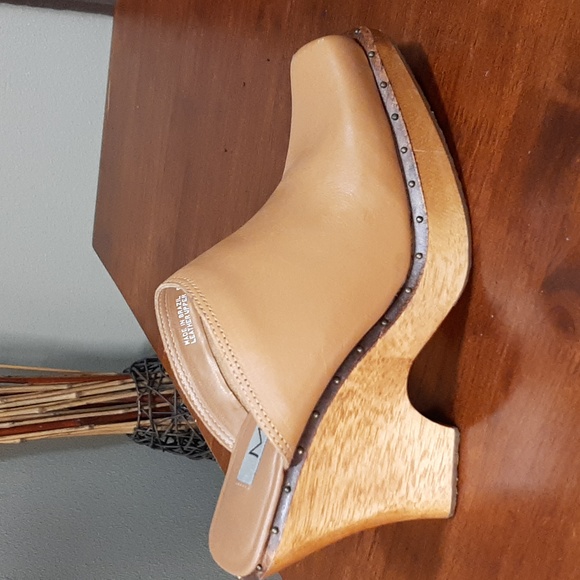 Brand New leather heeled mules/clogs - Picture 2 of 11